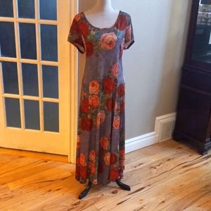 Long maxi, gray with red roses, 2xl